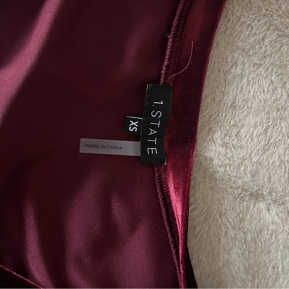 1. State Velvet Dress XS - Picture 4 of 8
